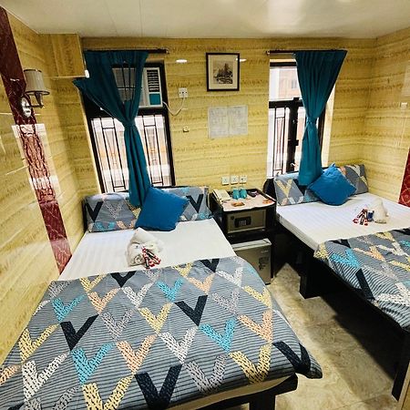 Philippine Hostel Гонконг Екстер'єр фото