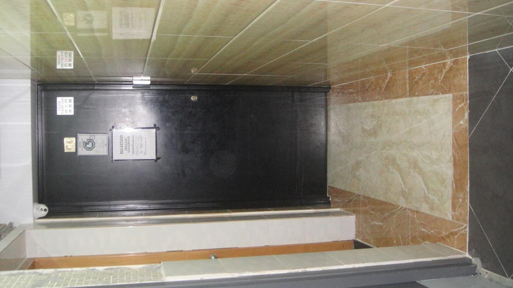 Philippine Hostel Гонконг Екстер'єр фото
