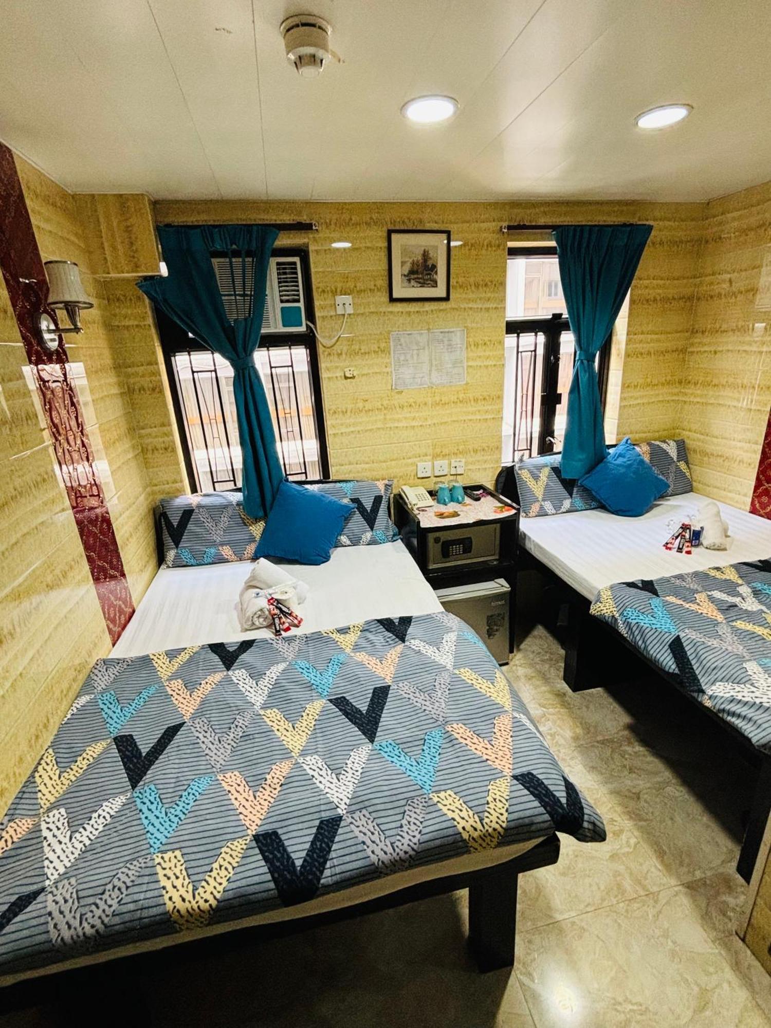 Philippine Hostel Гонконг Екстер'єр фото