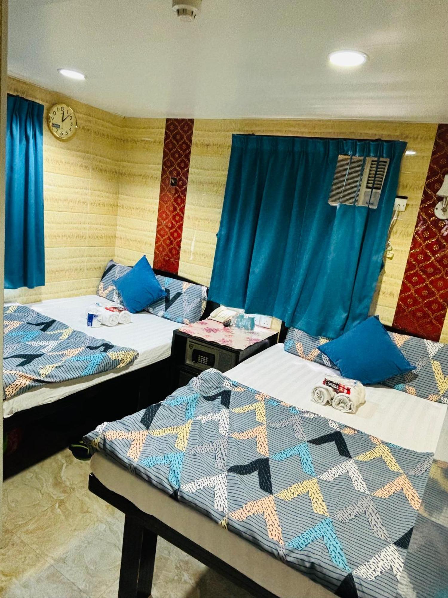 Philippine Hostel Гонконг Екстер'єр фото