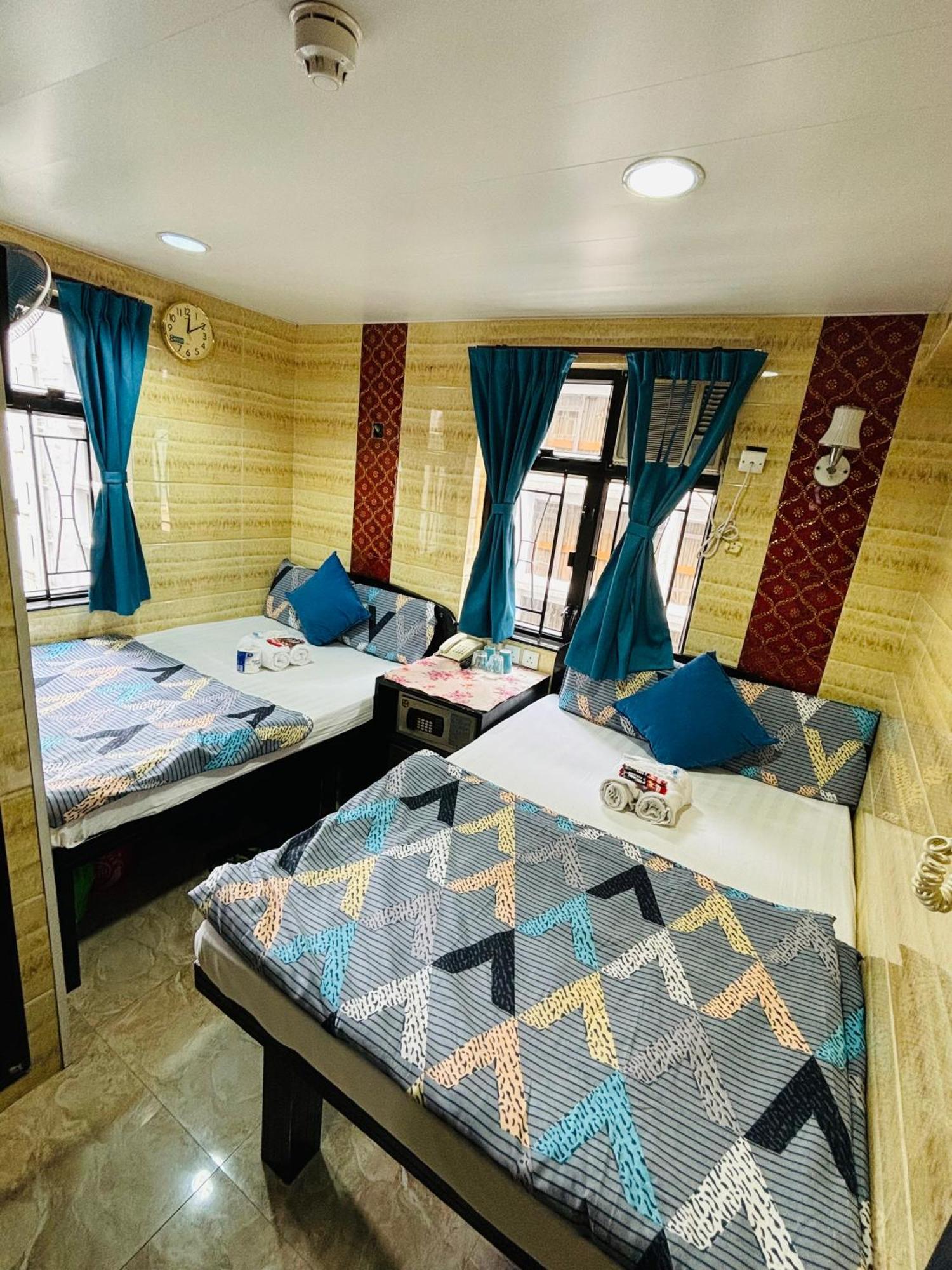 Philippine Hostel Гонконг Екстер'єр фото