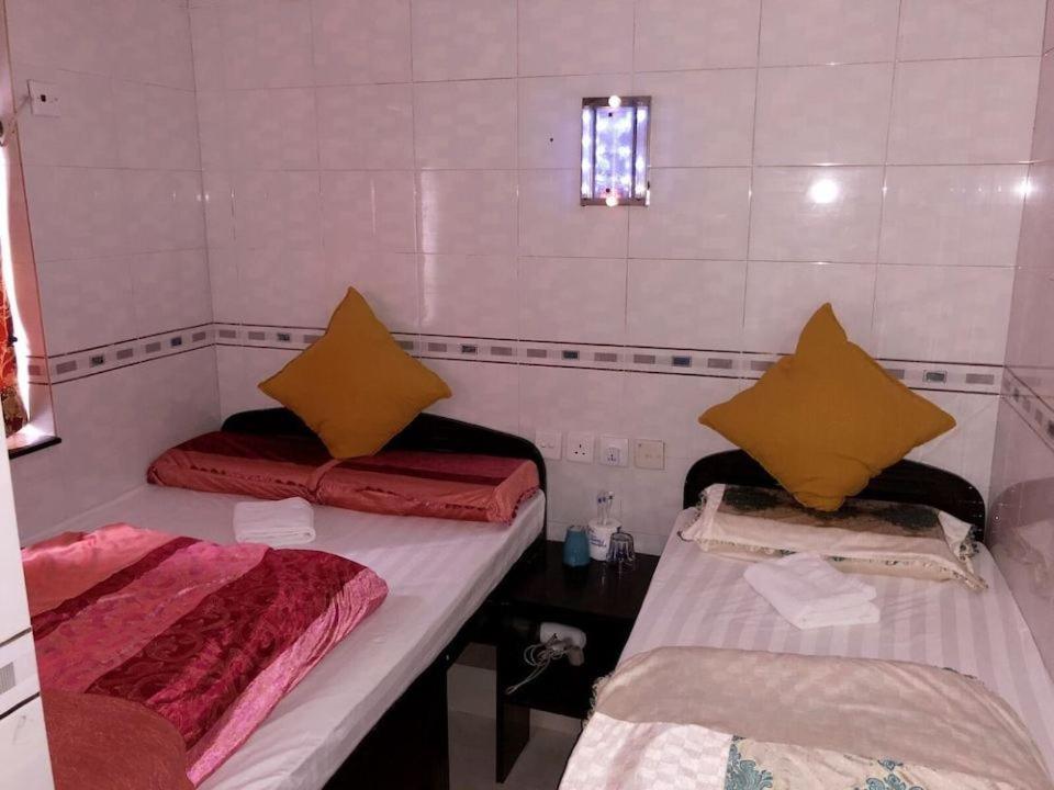 Philippine Hostel Гонконг Екстер'єр фото