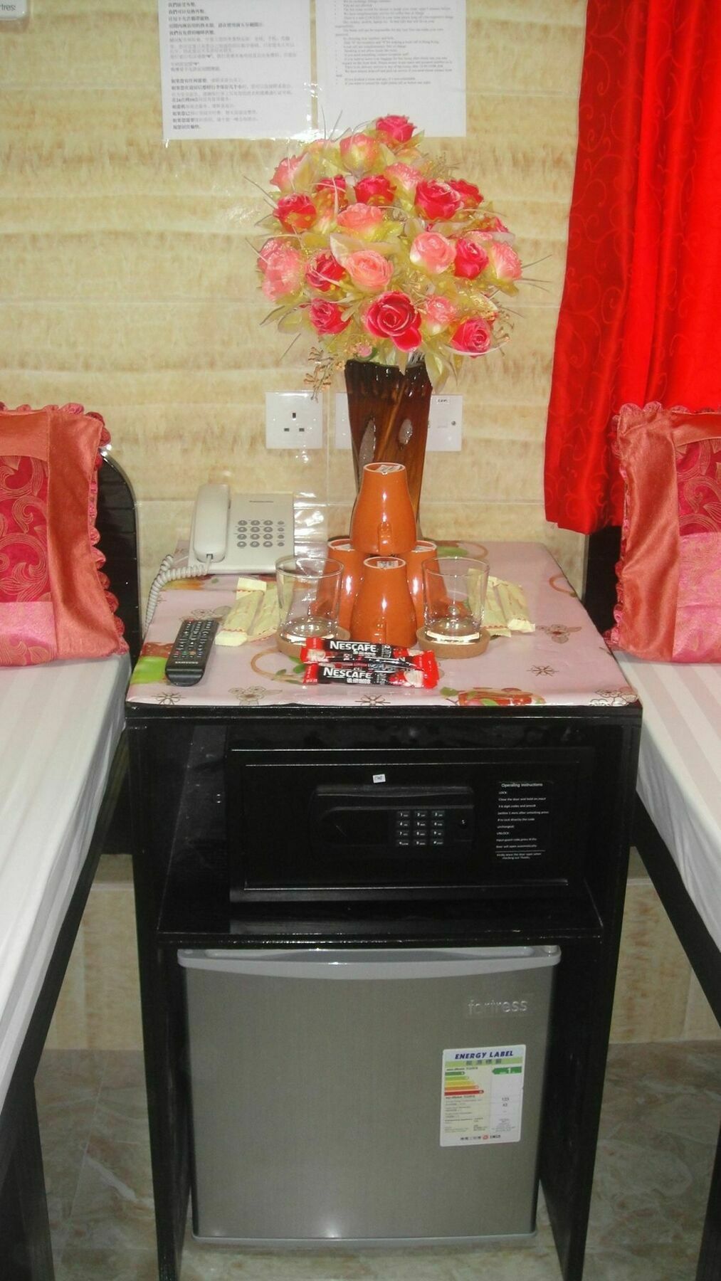 Philippine Hostel Гонконг Екстер'єр фото