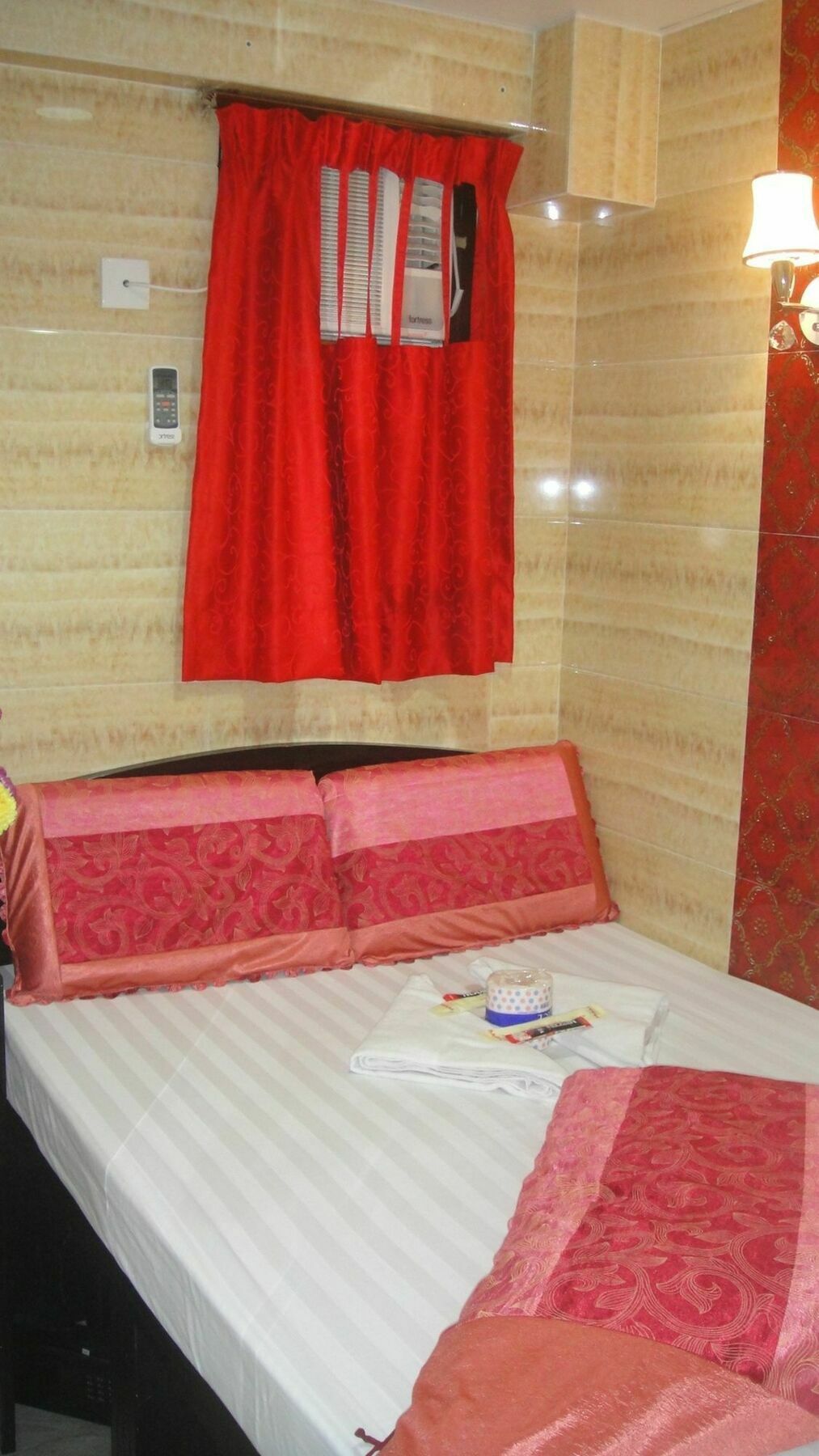 Philippine Hostel Гонконг Екстер'єр фото